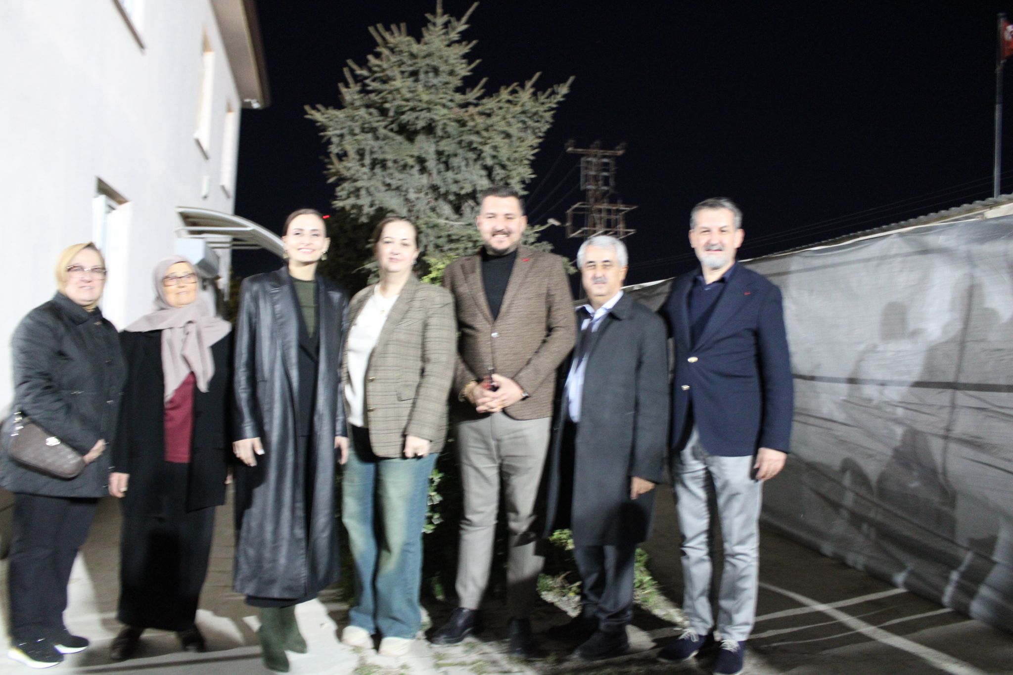 Korkuteli'nde Dal Mantar İftar Yemeği Düzenledi