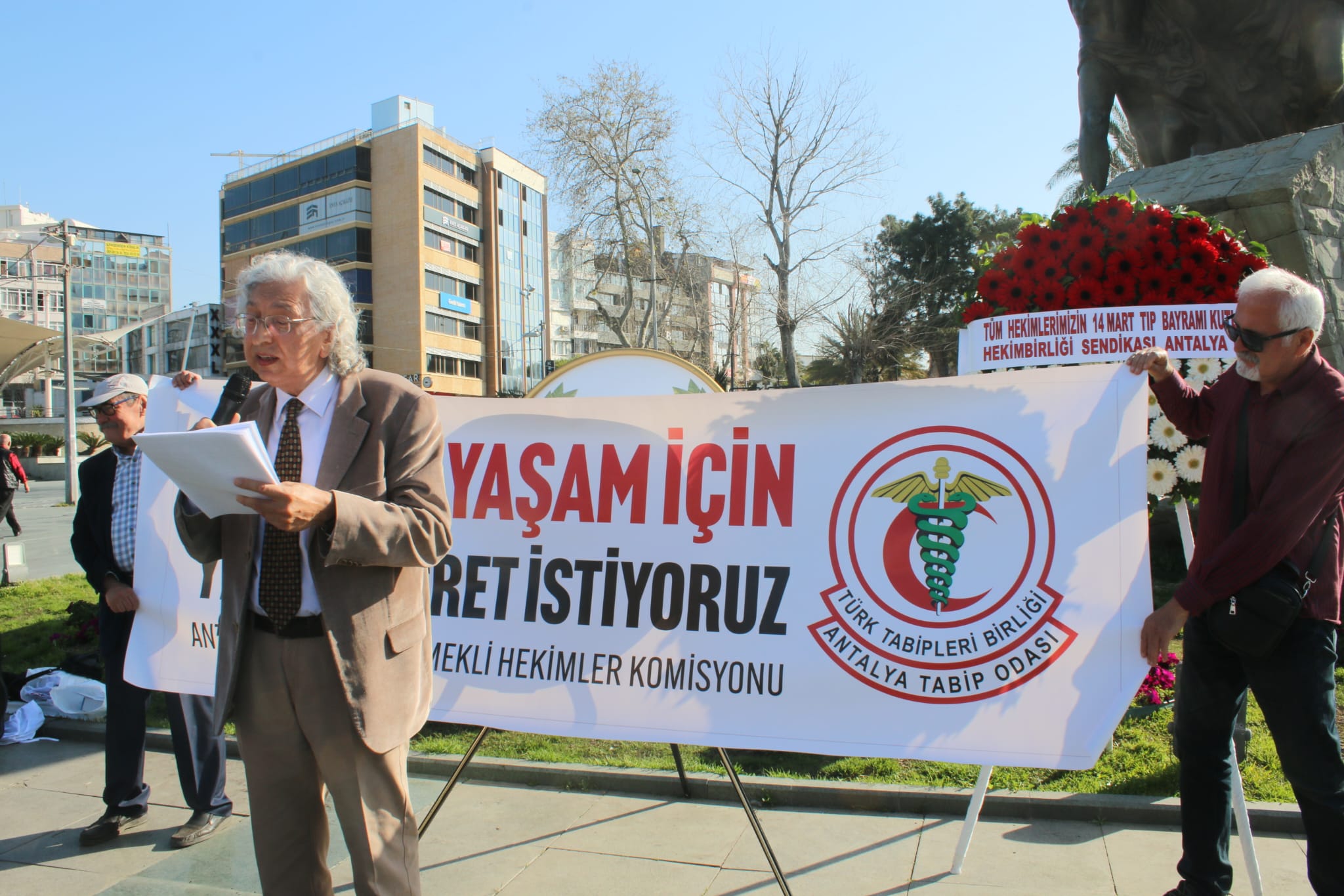 Başkan Öztürk: “Sağlık Sektörü Ticari Alana Dönüştü”