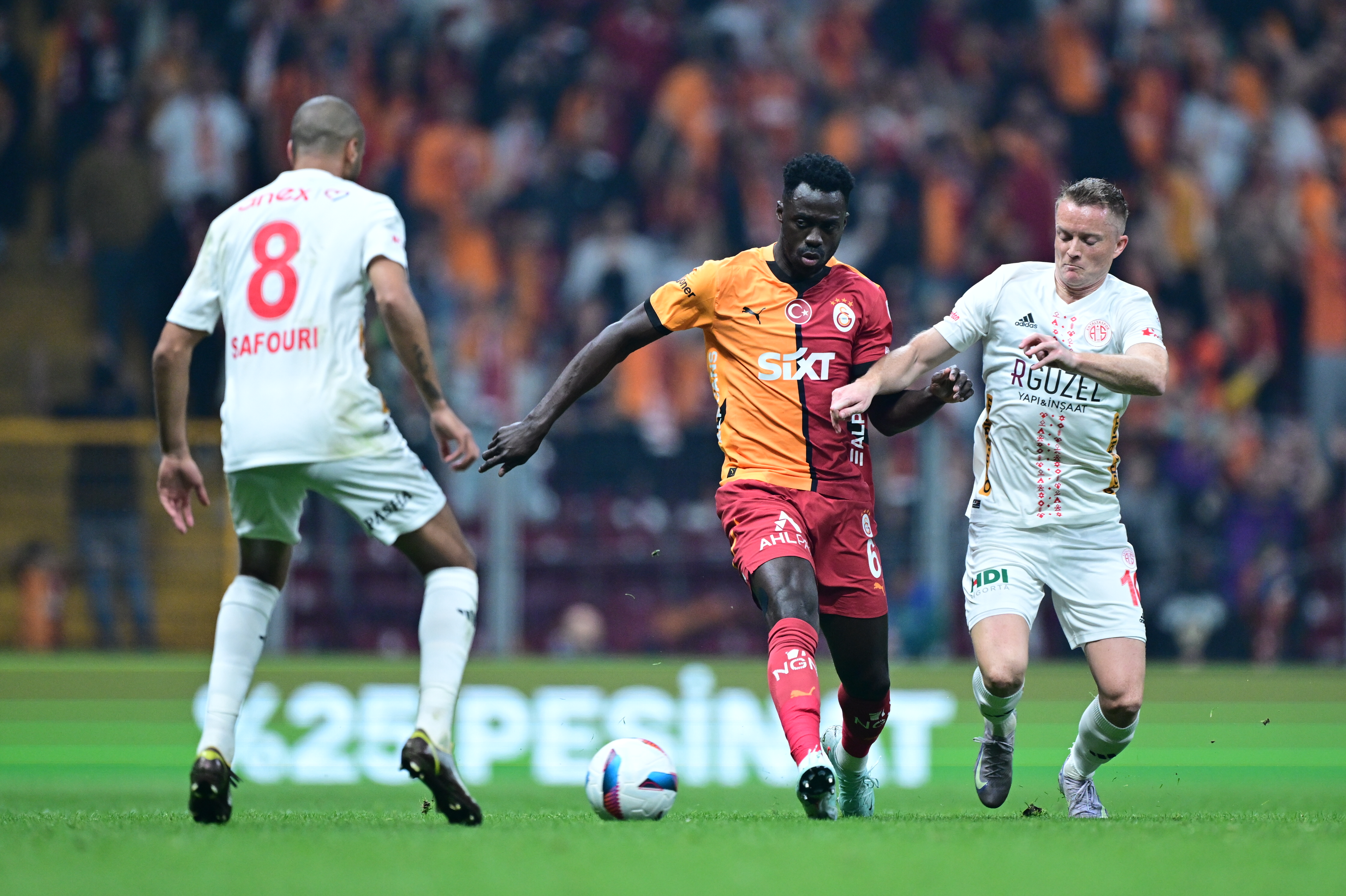 Galatasaray 4 – 0 Antalyaspor