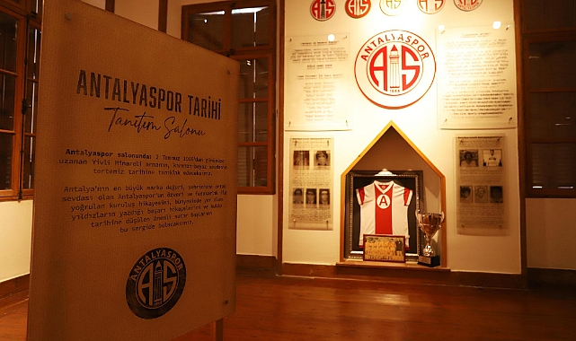 Antalyaspor'un Zengin Tarihi Antalya Lisesi'nde Sergileniyor