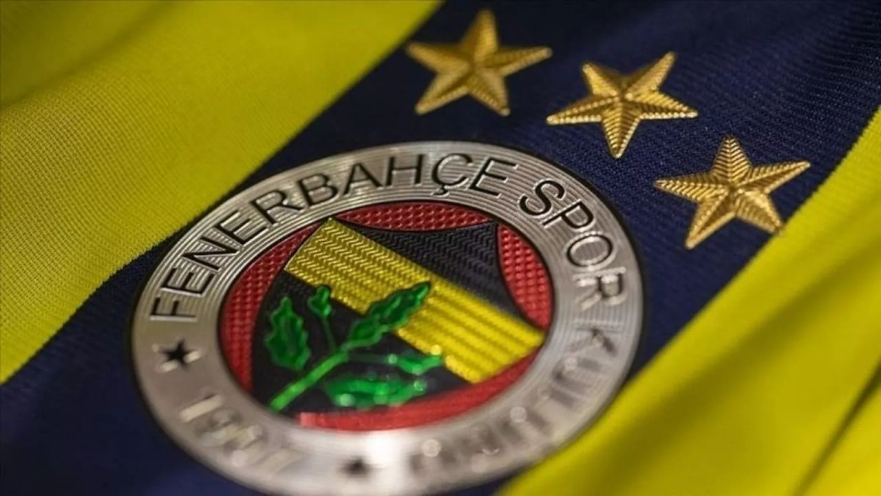 Fenerbahçe'den ayrılır ayrılmaz soluğu yeni takımında aldı: İmzayı attı