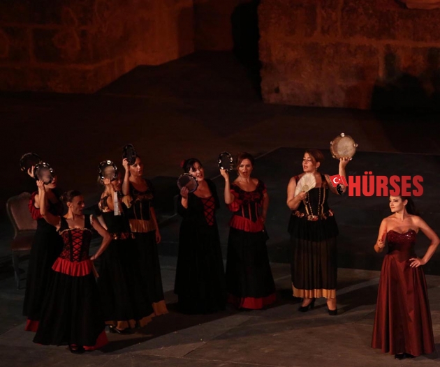 ÜNLÜ FESTİVAL ASPENDOS'TA BAŞLADI