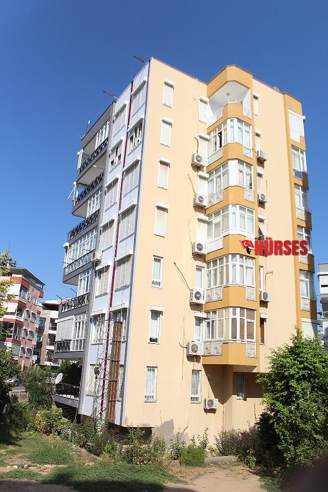 2. kattan beton zemine düştüler