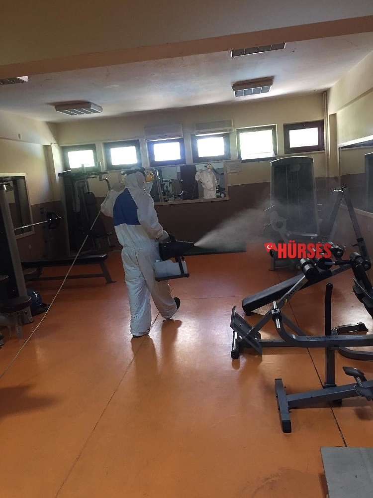 Alanya'da spor tesislerine dezenfekte işlemi