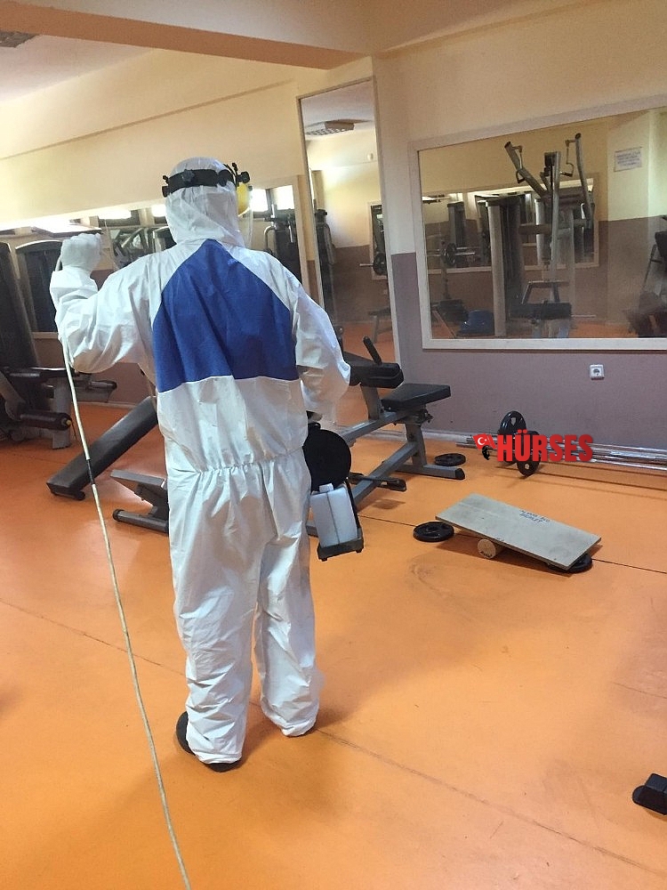 Alanya'da spor tesislerine dezenfekte işlemi