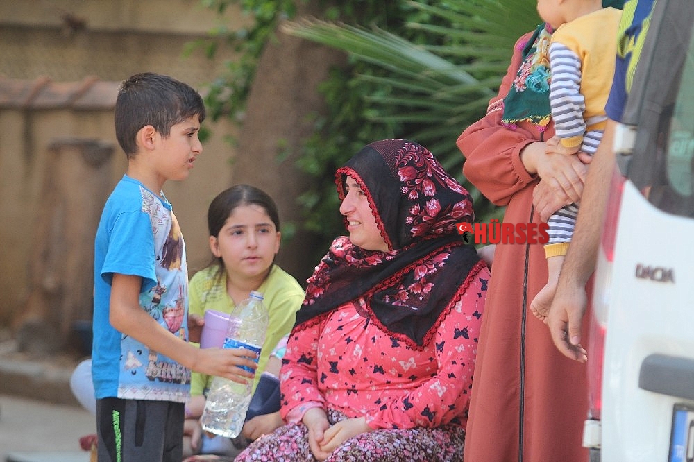 Antalya'da görme engelli vatandaş 4 çocuğu yangından kurtardı