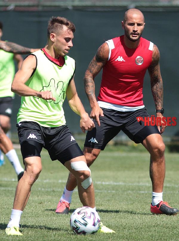 Antalyaspor'da milli gurur