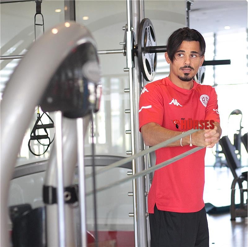 Antalyaspor'da yeni sezon hazırlıkları devam etti