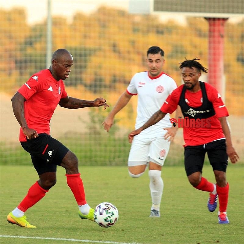 Antalyaspor'da yeni sezon hazırlıkları devam etti