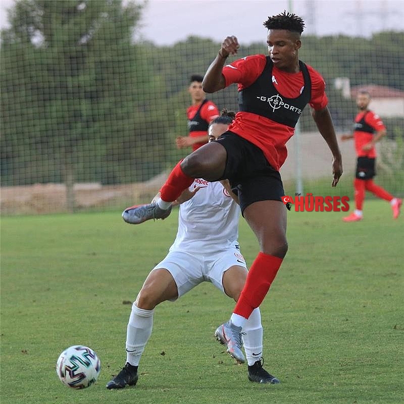 Antalyaspor'da yeni sezon hazırlıkları devam etti