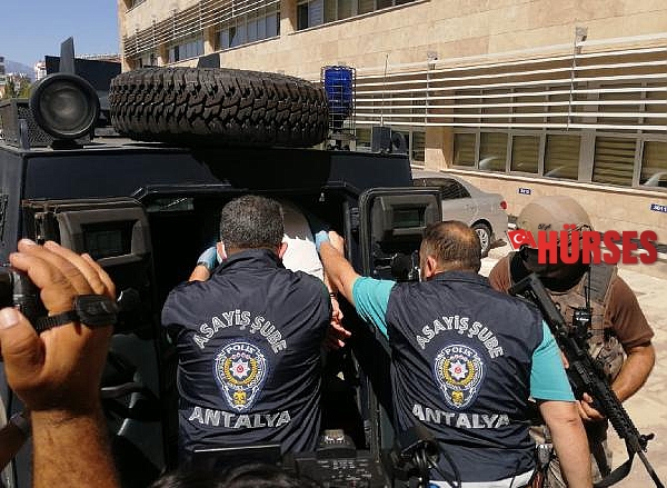 Azeri suç örgütü elebaşı Salifov'un cinayet şüphelileri adliyede