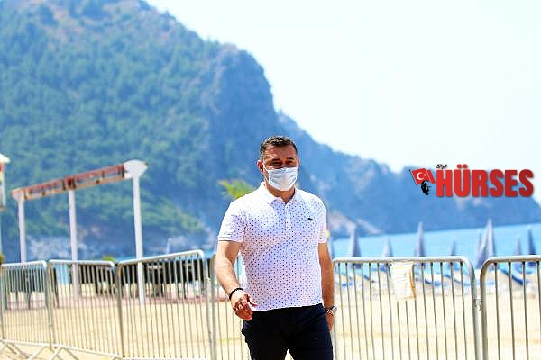 Babasında koronavirüs çıkan Alanya Belediye Başkanı Yücel, evinde izole oldu