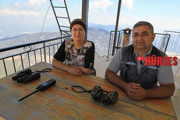 'Duman gözcüsü' anne ve baba, nöbeti evlatlarına devretti