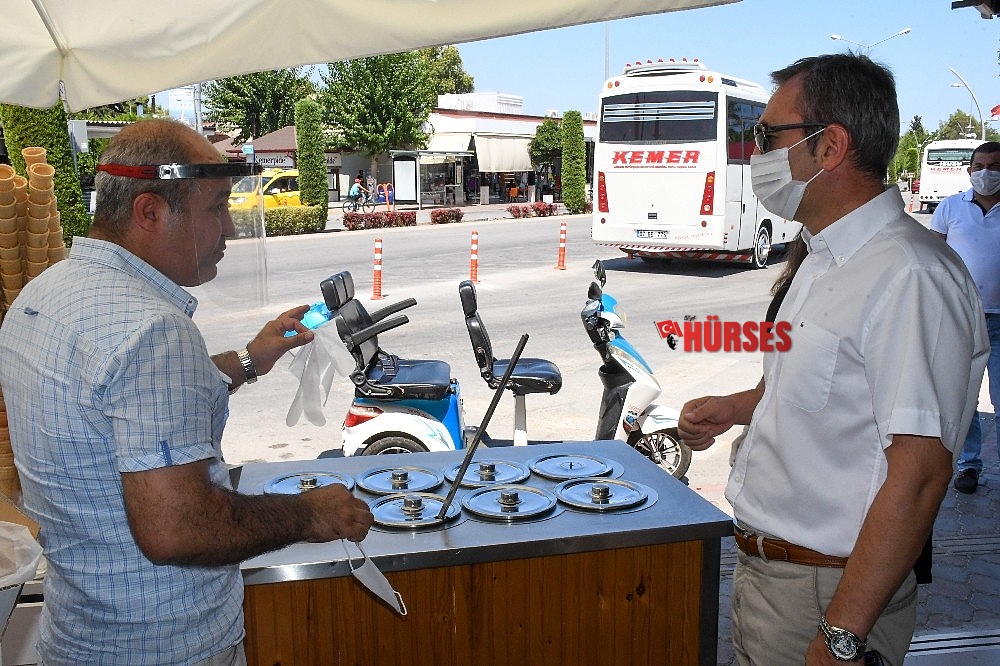 Kemer'de korona virüs denetimi