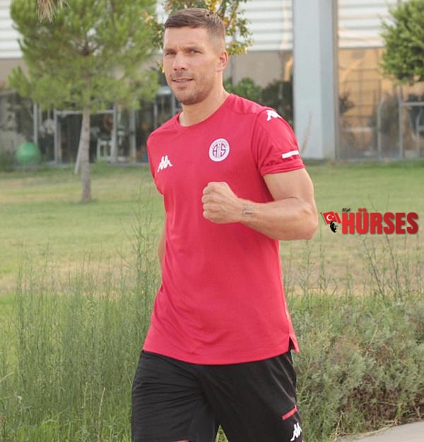 Nuri Şahin ile Lukas Podolski arasındaki buzlar eridi