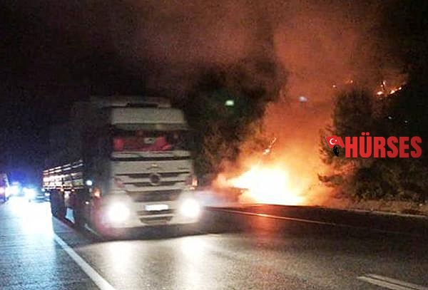 Otomobilde çıkan yangın, ormana da sıçradı