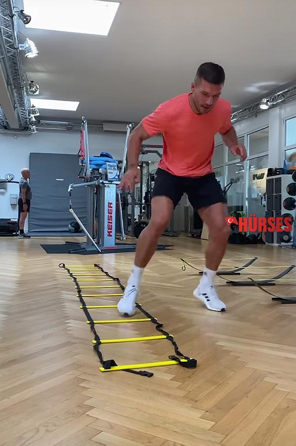 Podolski, güç depoluyor