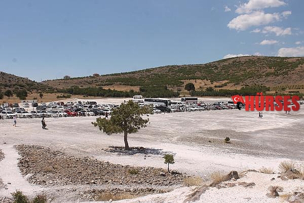 Salda Gölü'nde çamur çukuruna girene ceza