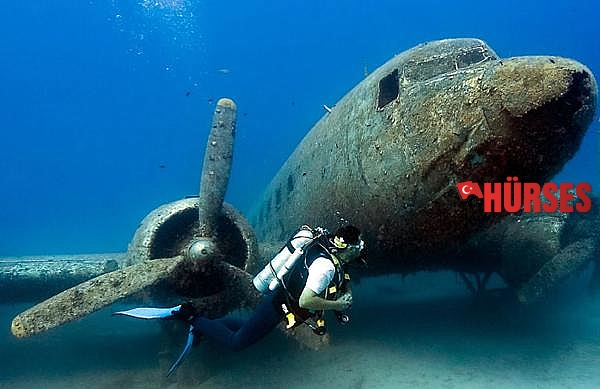Turistler, Antalya'nın su altı zenginliklerini keşfediyor