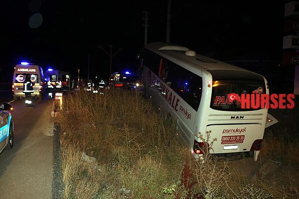 Yolcu otobüsü şarampole düştü: 30 yaralı