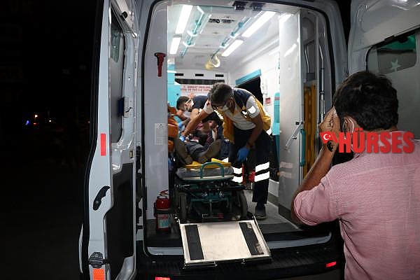 Yolcu otobüsü şarampole düştü: 30 yaralı