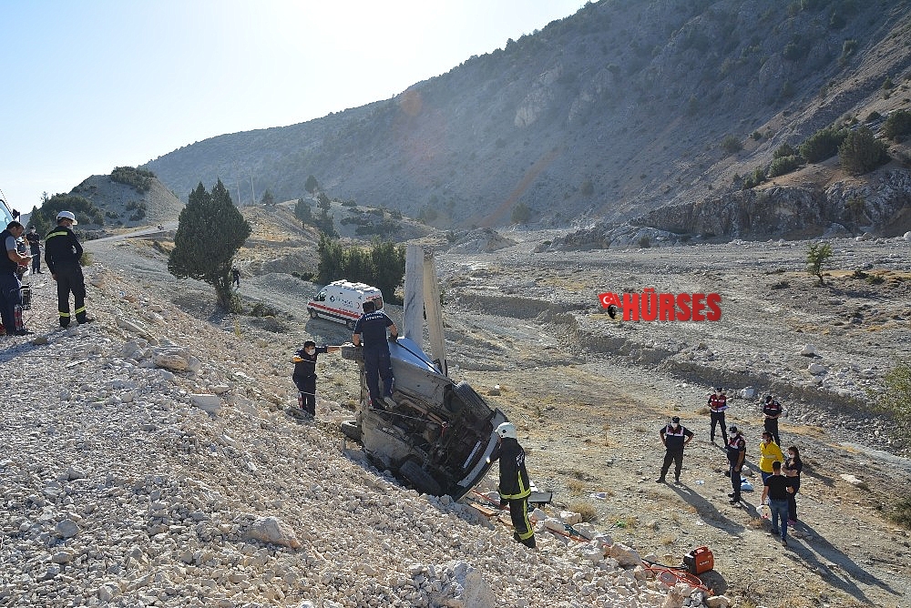 Antalya'da feci kaza: 1 ölü, 2 yaralı
