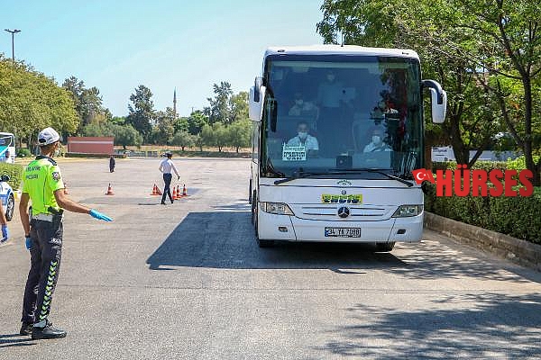 Antalya'da otobüs ve taksilere korona denetimi