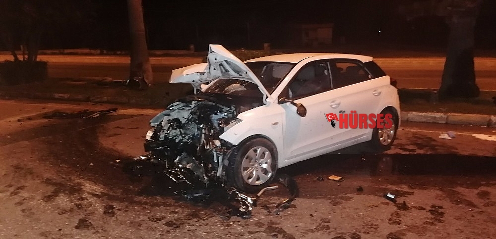 Antalya'da trafik kazaları: 2'si ağır 5 yaralı