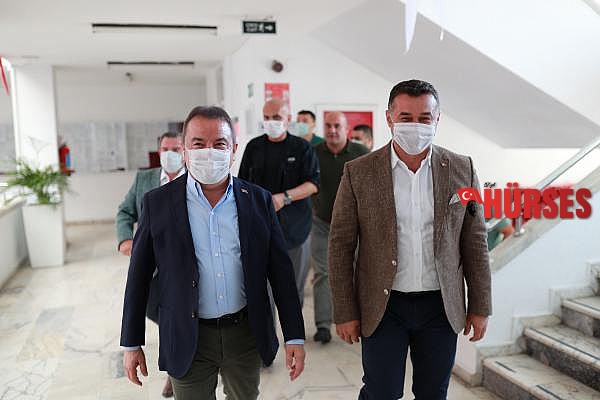 Koronavirüs tedavisi gören Başkan Böcek için kritik 24 saat