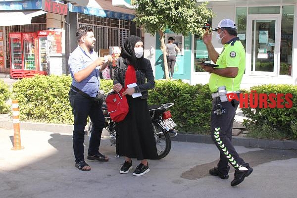 Polisten maske ve trafik uygulaması