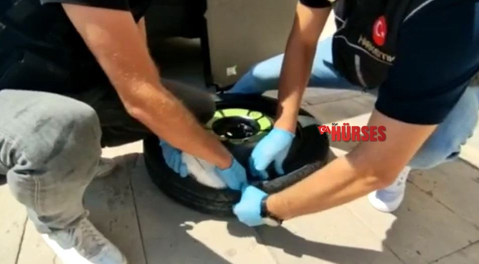 Stepnede uyuşturucu taşırken yakalandı