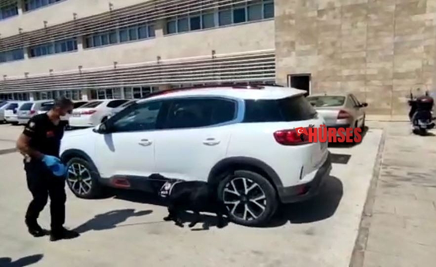 Stepnede uyuşturucu taşırken yakalandı