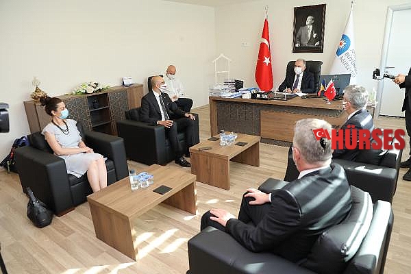 Romanya Büyükelçisi Sopanda Büyükşehir'i ziyaret etti