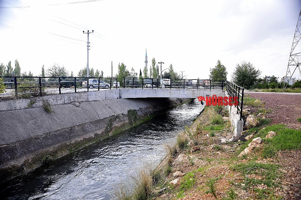 Kepez'den DSİ kanalına 5 köprü daha