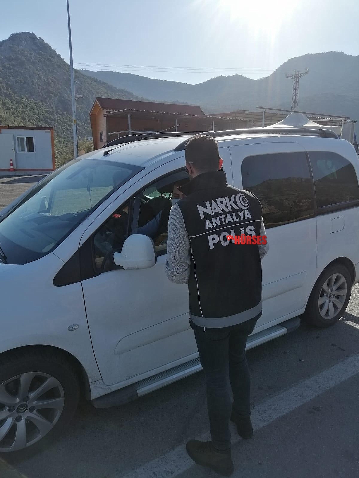 Antalya'da "Narkorehber'ler" uyuşturucuyla mücadeleyi anlatıyor