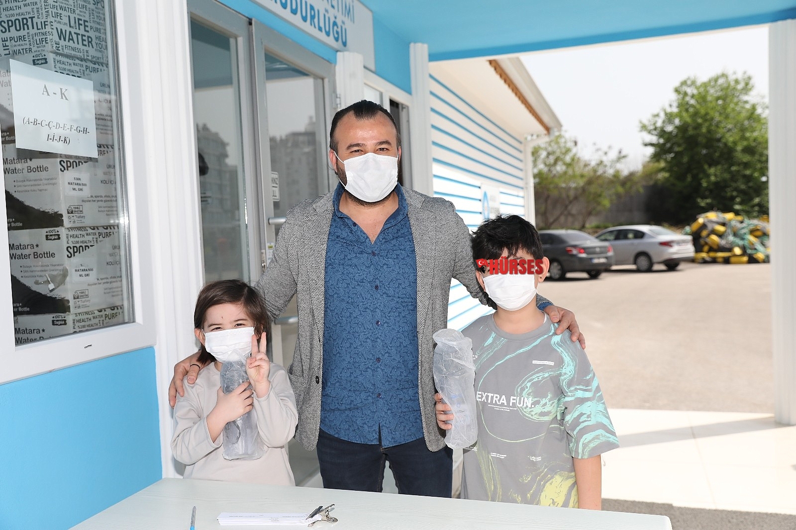 Antalya'nın çocuk su elçilerine matara hediye edildi