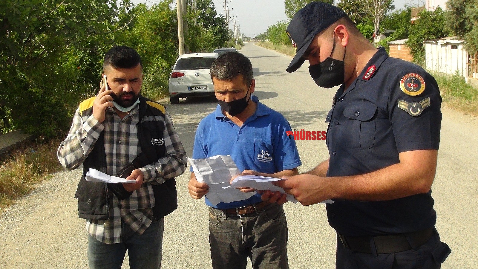 Kaza yapan araçlar sulama kanalına uçtu: 3 yaralı