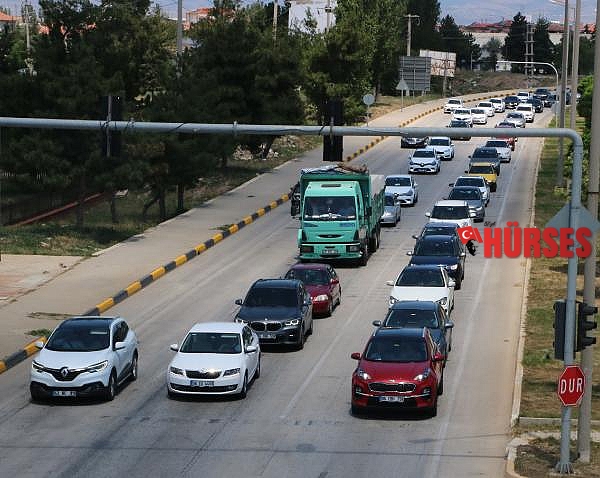 Afyonkarahisar- Antalya karayolunda yoğunluk