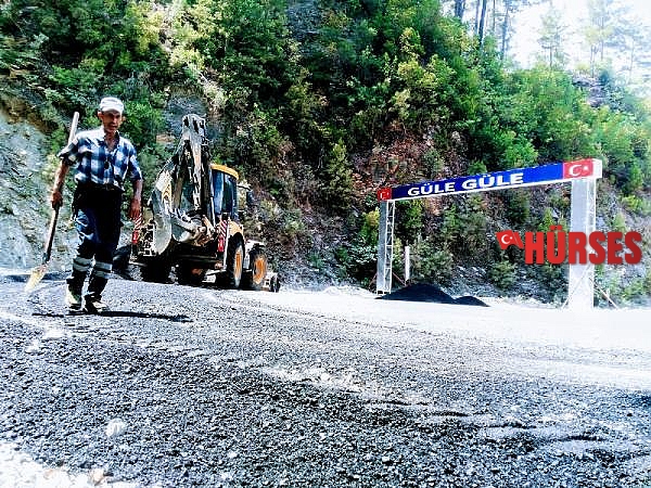 Alanya kırsalında yol bakım ve onarım çalışması