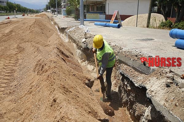 Dev içme suyu projesi hızla ilerliyor
