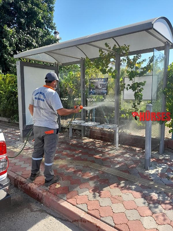 Kemer Belediyesi'nden dezenfekte çalışmaları