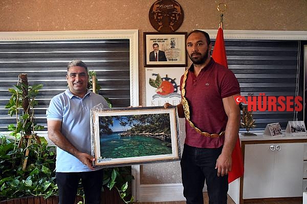 Kırkpınar Başpehlivanı Ali Gürbüz Kemer Belediyesi'nde