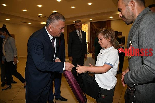 Vali Yazıcı'dan Şehit Aileleri ve Gaziler onuruna yemek