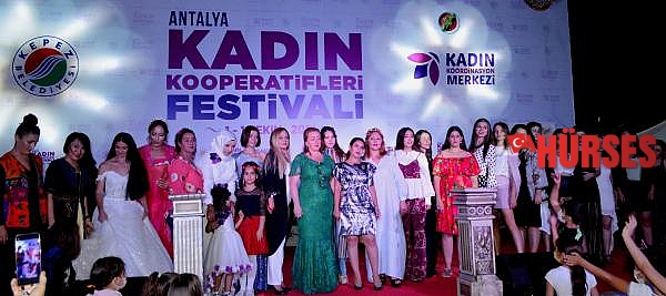 Özel bireyler, podyumda engel tanımadı
