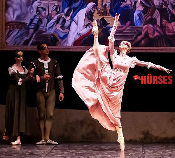 'Romeo ve Juliet' büyüledi