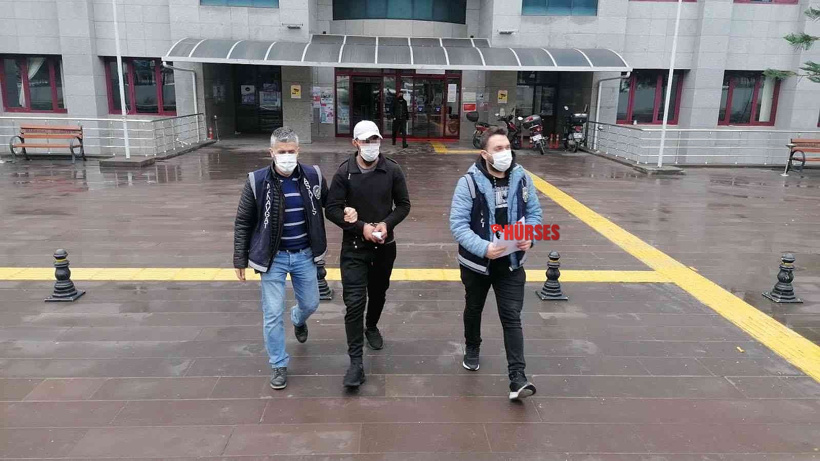 20 suç kaydı bulunan hırsızlık şüphelisi polisten kaçamadı