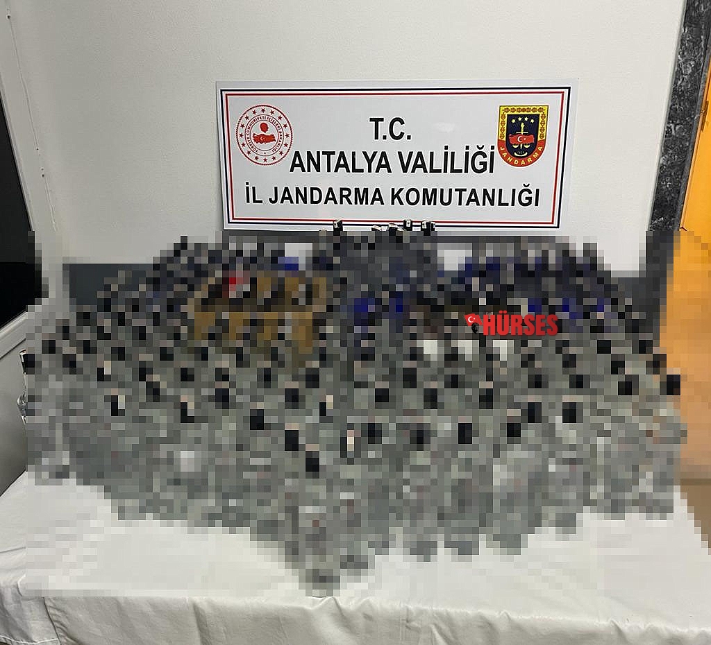 Antalya'da 236 litre sahte bandrollü alkol ele geçirildi