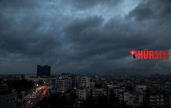 'Kırmızı kod' alarmı verilen Antalya teyakkuzda
