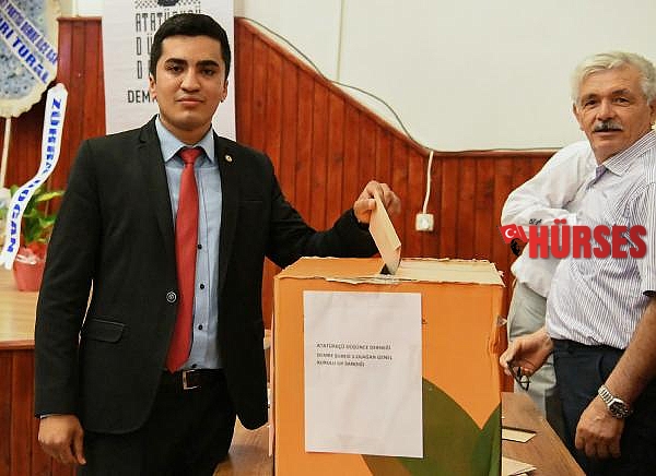 ADD Demre Şubesi'nde Özdemir yeniden başkan seçildi