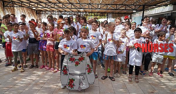 Antalya'da kalan Ukraynalı yetimlere Türkçe öğretilecek